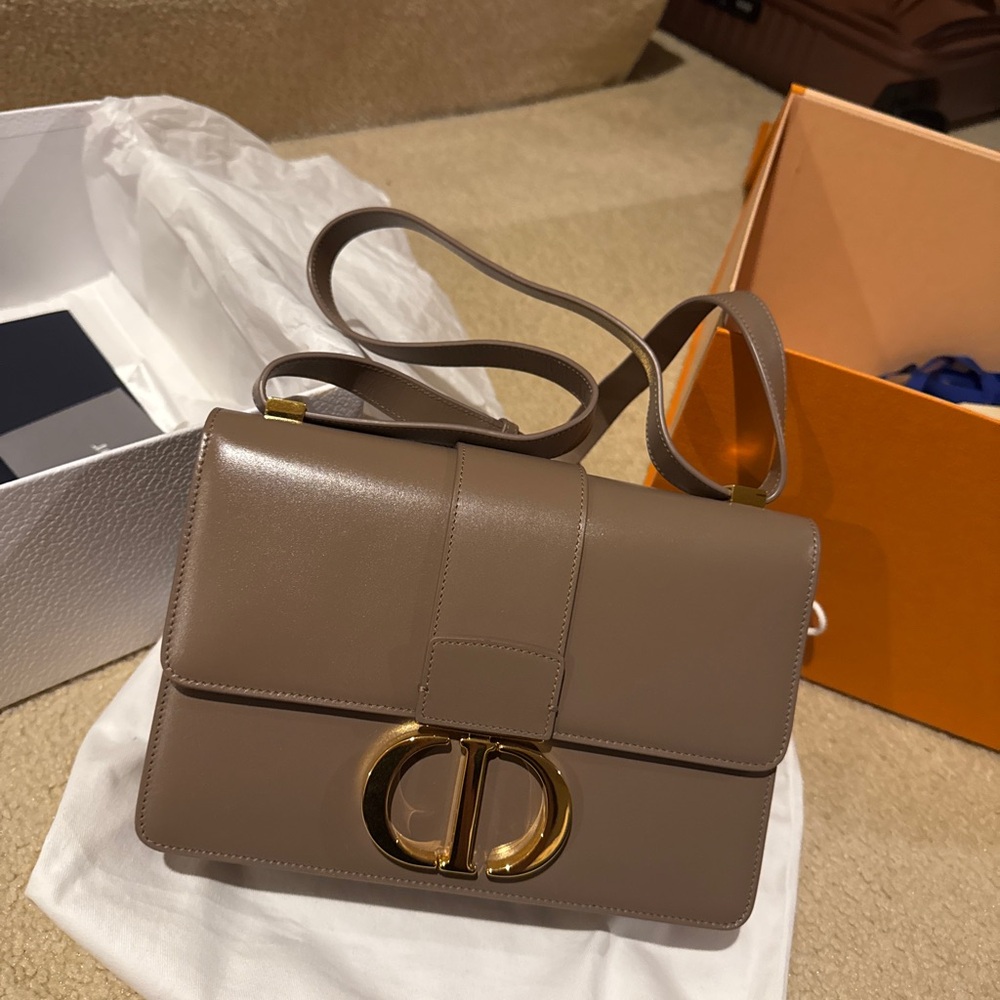 Dior 30 Montaigne Box Calfskin Taupe
